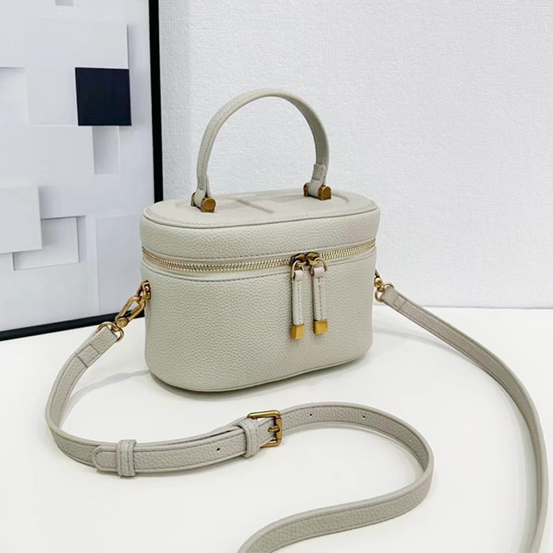 2024 autumn and winter new cowhide box bag makeup bag single shoulder crossbody handbag fashion temperament female bag tide