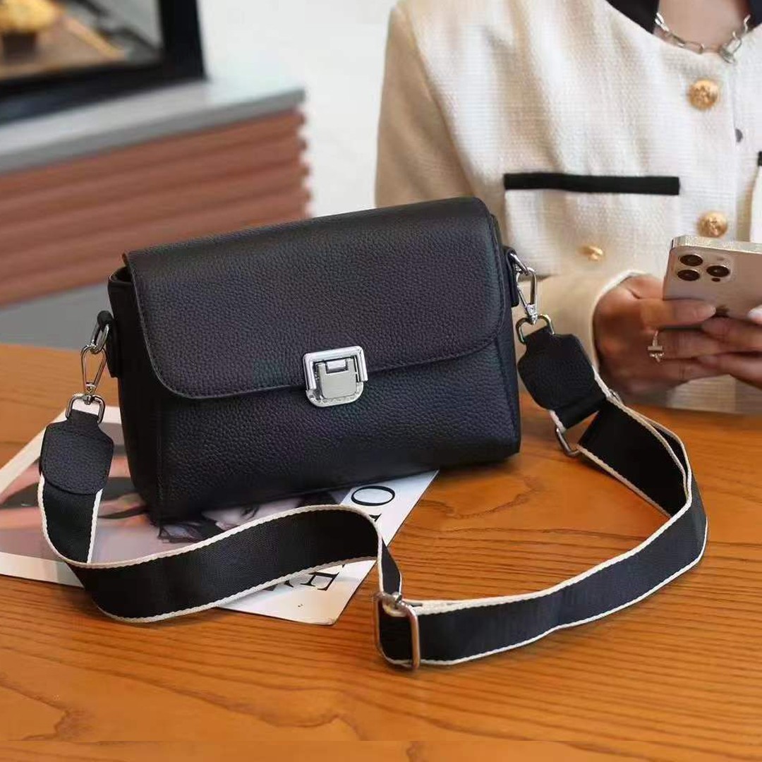 MEL JUN New women's bag new leather crossbody bag female everything temperament goddess head layer cowhide shoulder handbag female