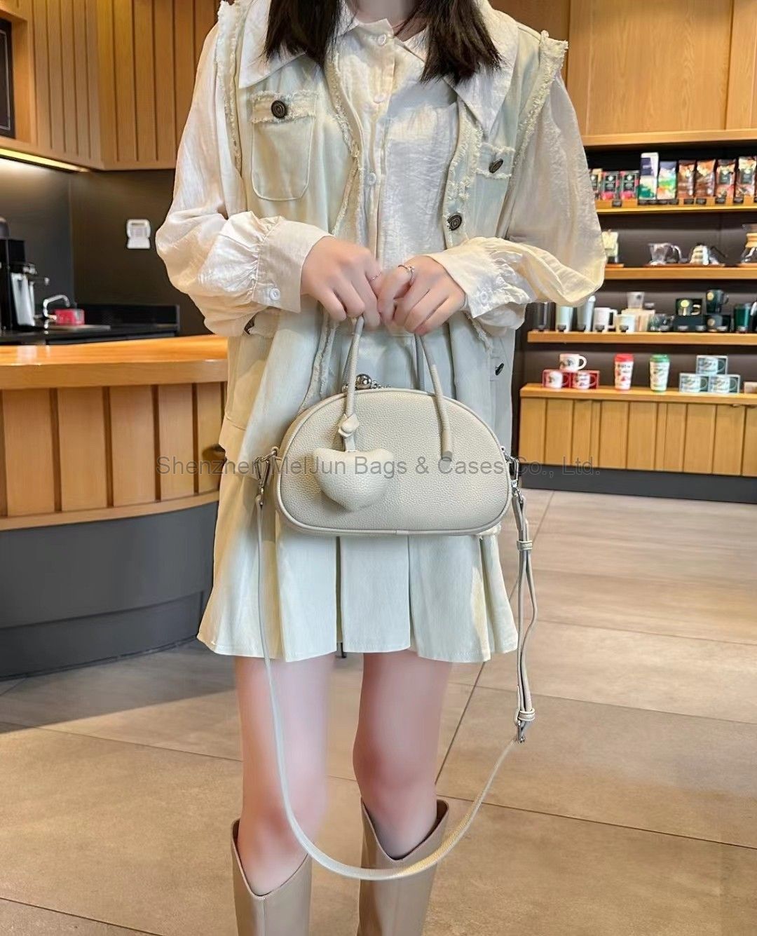 Small and high-end Boston pillow bag trendy and versatile one shoulder handbag 2024 new fashionable women's bag