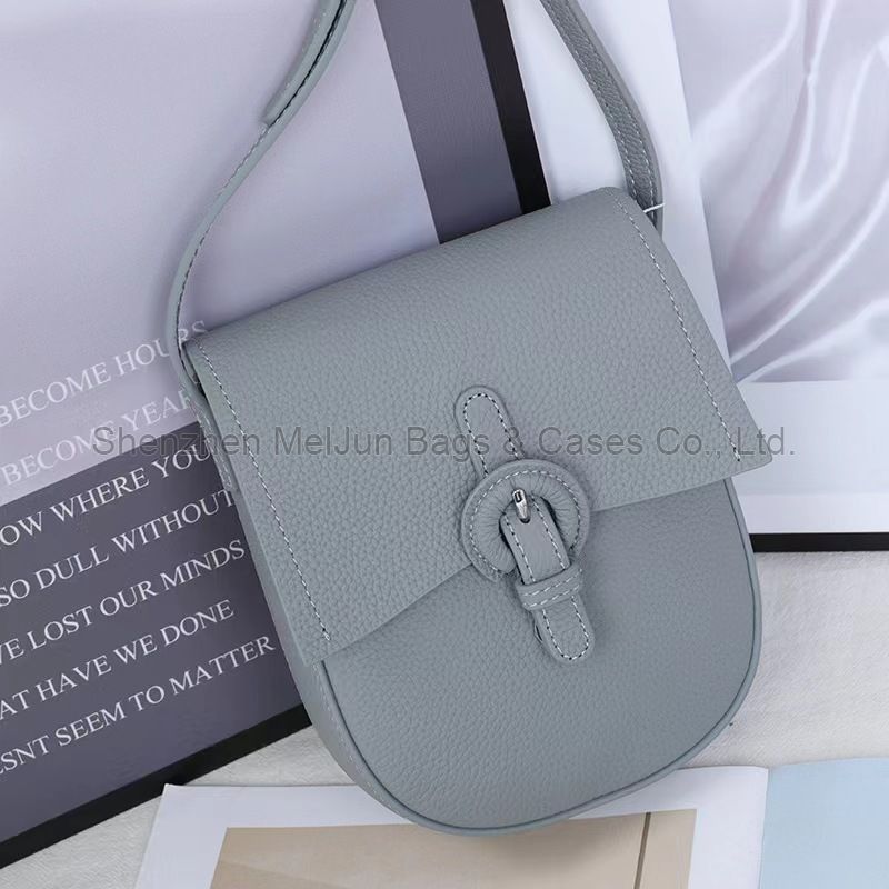 MEL JUN 2024 spring/summer new saddle bag Korean simple underarm bag temperament shoulder bag casual crossbody bag leather women's bag