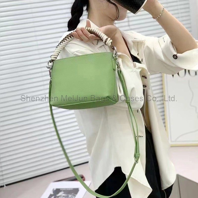 MEL JUN 2024 new leather bag women's casual large capacity handbag leather lychee grain one-shoulder diagonal bucket bag