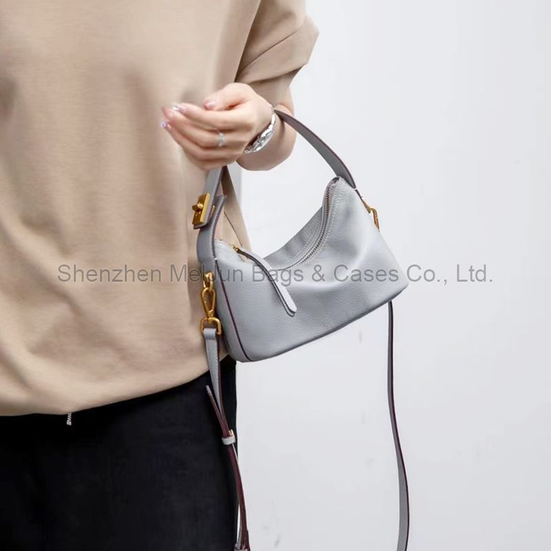 MEL JUN 2024 New Genuine leather Natural Wrestling Korean casual Mencius Bag shoulder strap square twist underarm shoulder bag