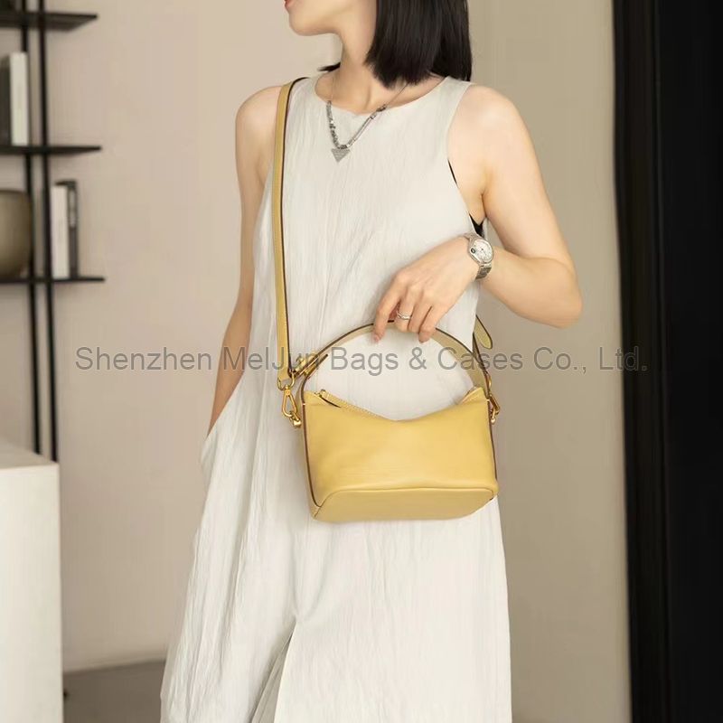 MEL JUN 2024 New Genuine leather Natural Wrestling Korean casual Mencius Bag shoulder strap square twist underarm shoulder bag